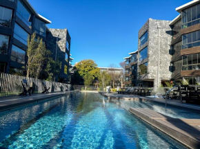 Moderno depto estudio, céntrico, piscina, estacionamiento